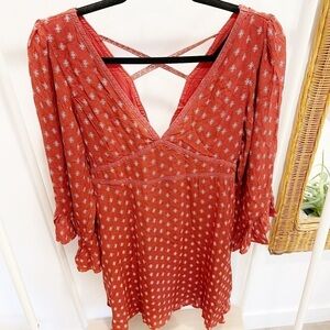 Francescas Ruffle Bell Sleeve Mini Dress - XS